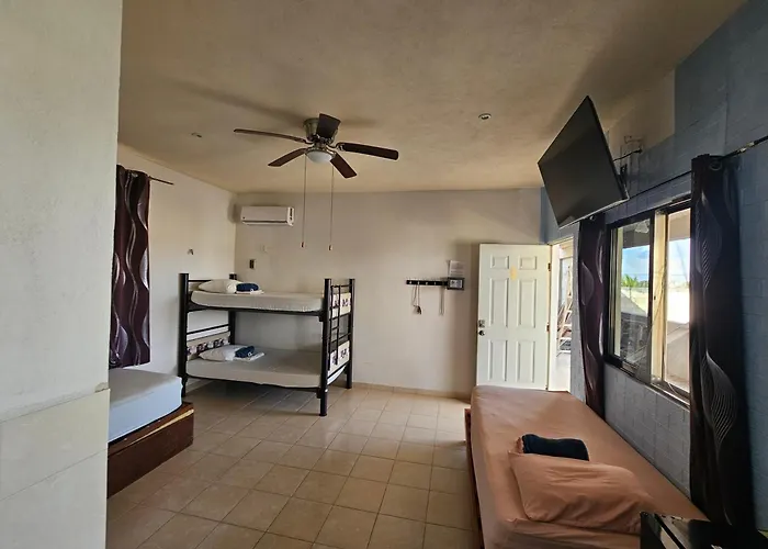 El Padrino Hostal *
